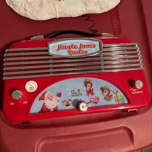 Jingle Jams Vintage Radio Christmas Decor